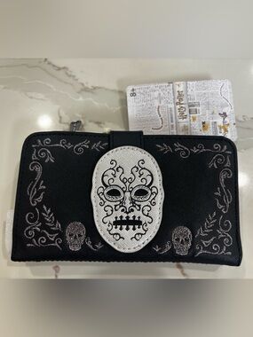 Harry Potter Loungefly Slytherin Wallet NWT 🐍